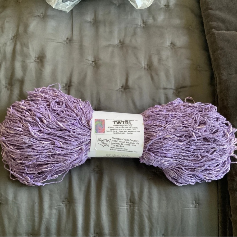 Newton’s Yarn Country Twirl Yarn 0.75lb - Italy Fancy